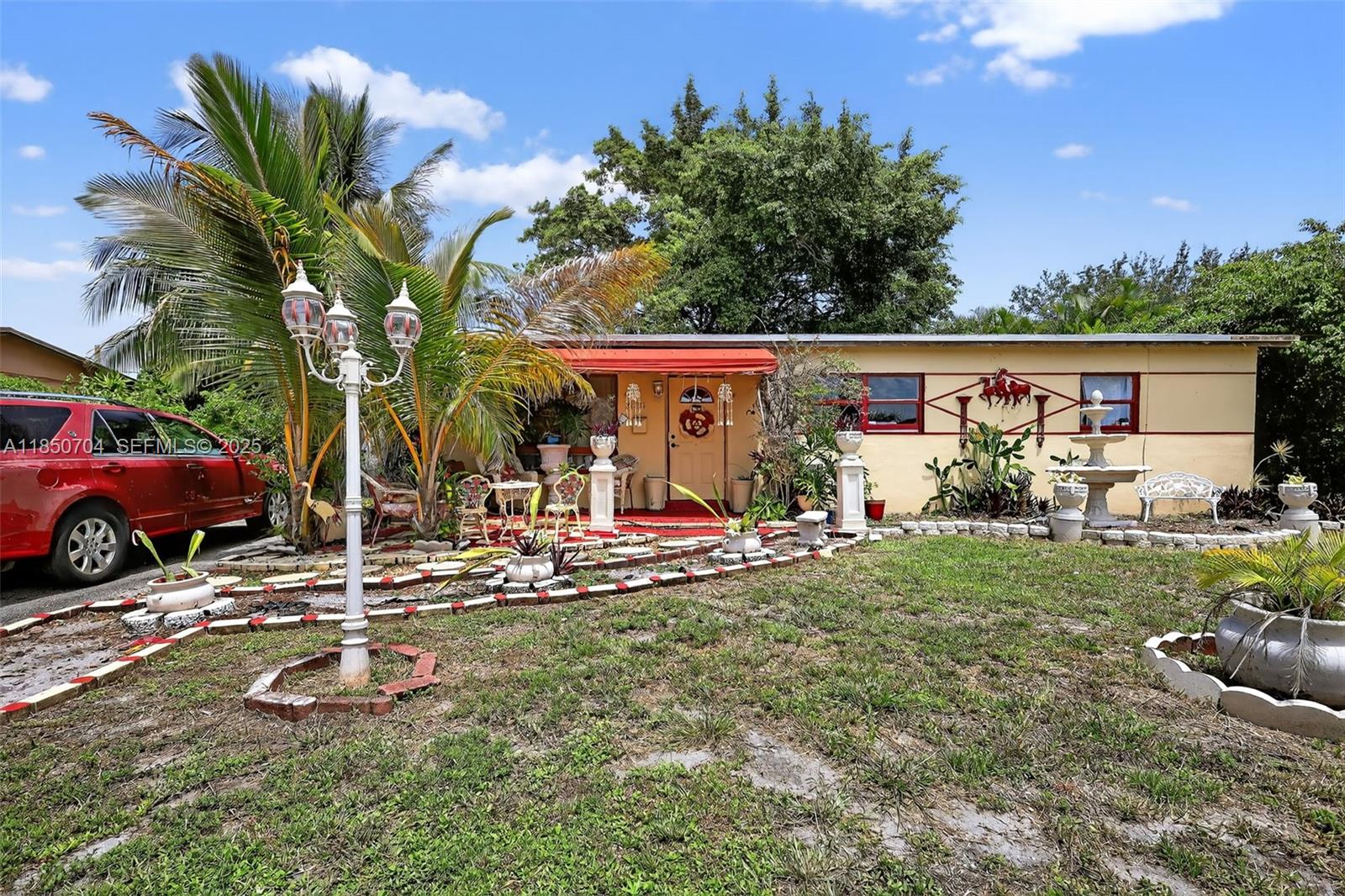 A11850704 Property Photo 1
