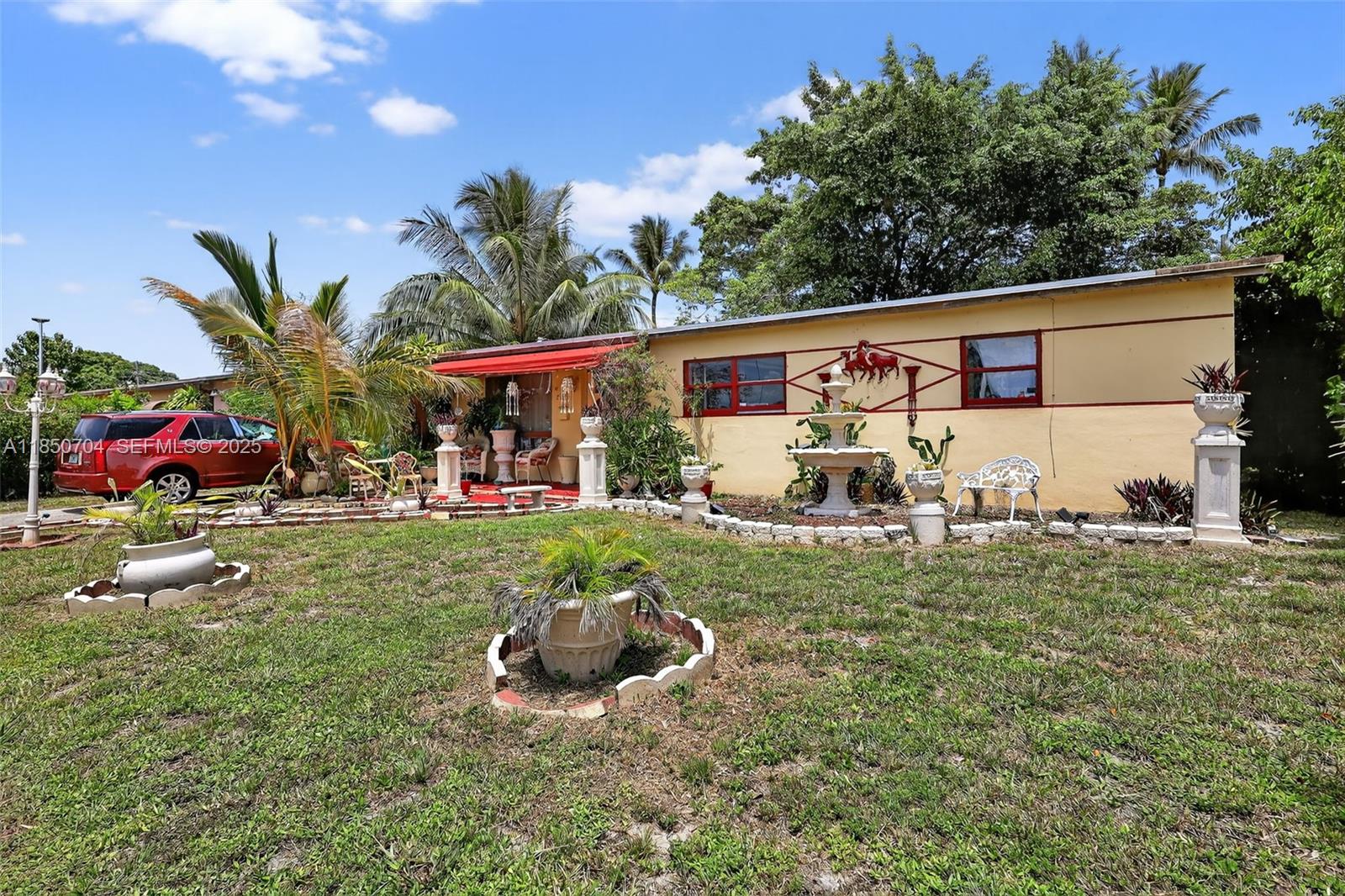 A11850704 Property Photo 3