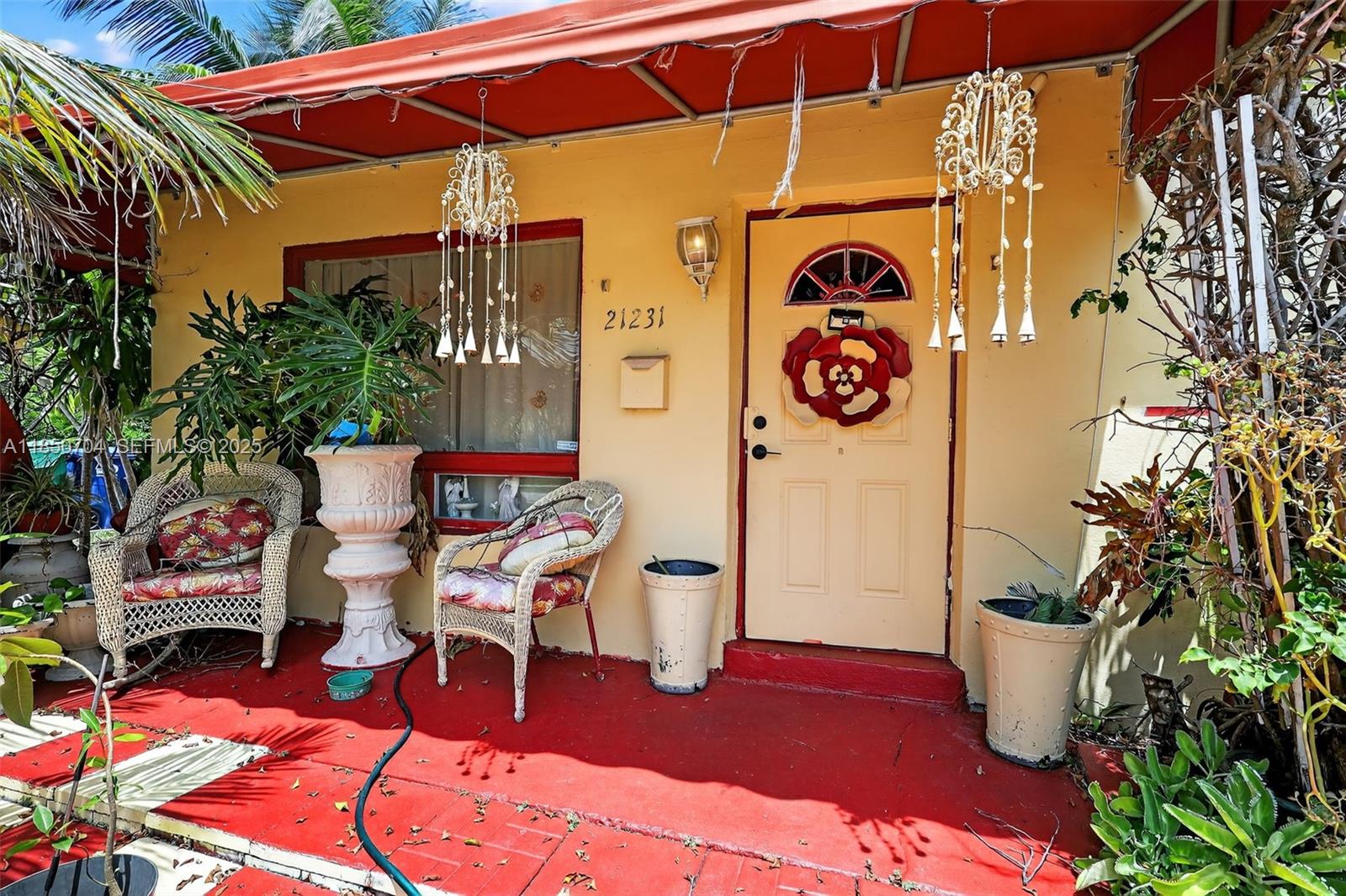A11850704 Property Photo 4