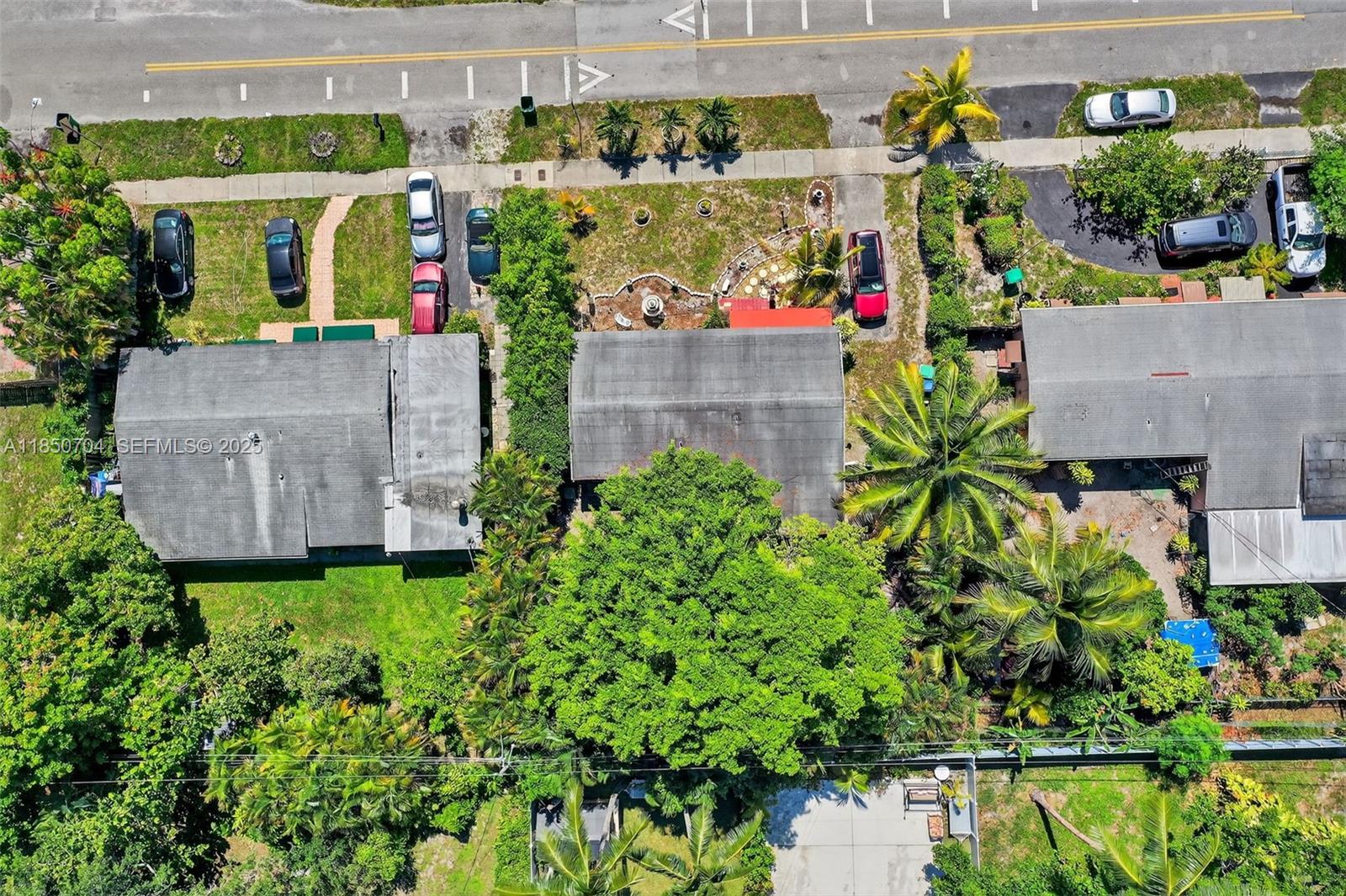 A11850704 Property Photo 30