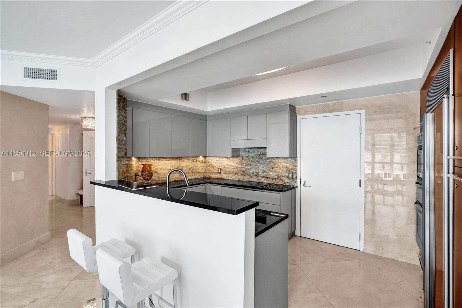 3101 S Ocean Drive 3506 Property Photo 11