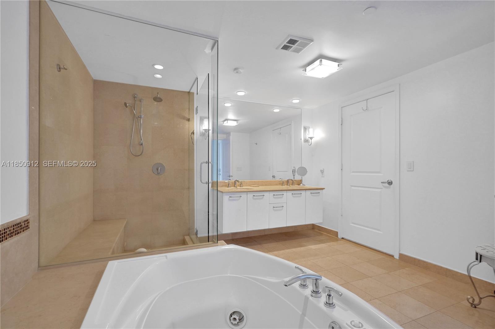 3101 S Ocean Drive 3506 Property Photo 27