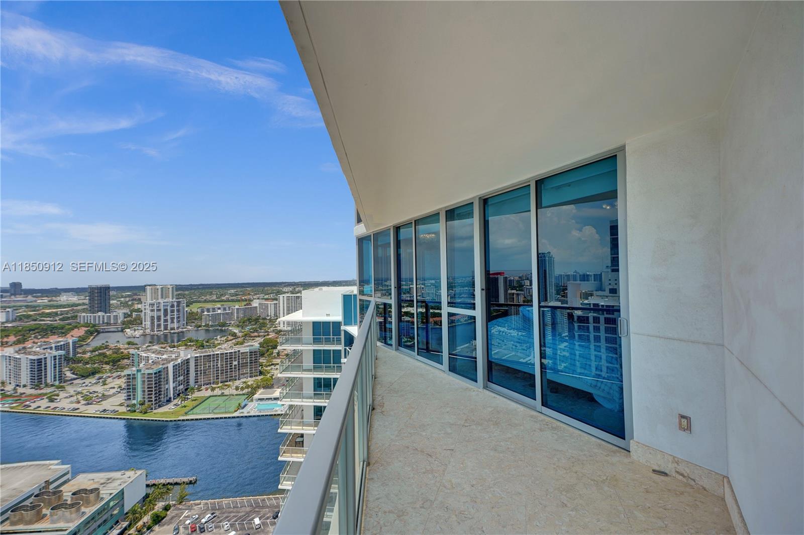 3101 S Ocean Drive 3506 Property Photo 32