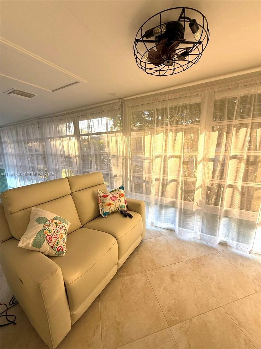 2929 Se Ocean Boulevard 143-10 Property Photo 8