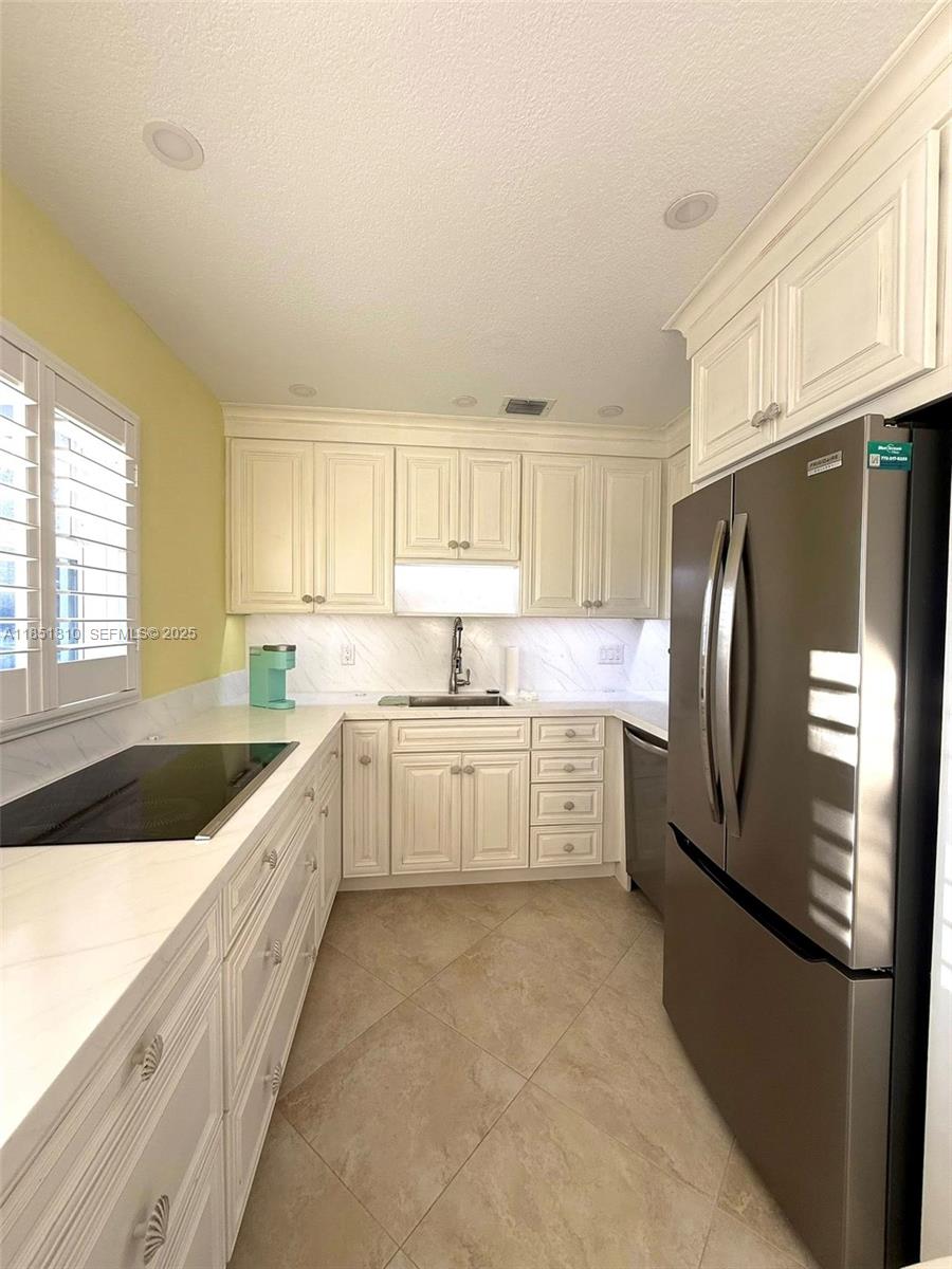 2929 Se Ocean Boulevard 143-10 Property Photo 53