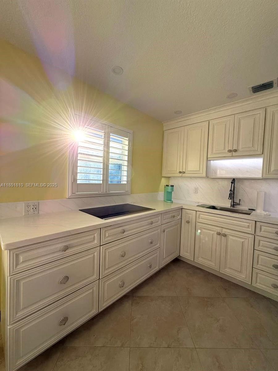 2929 Se Ocean Boulevard 143-10 Property Photo 59