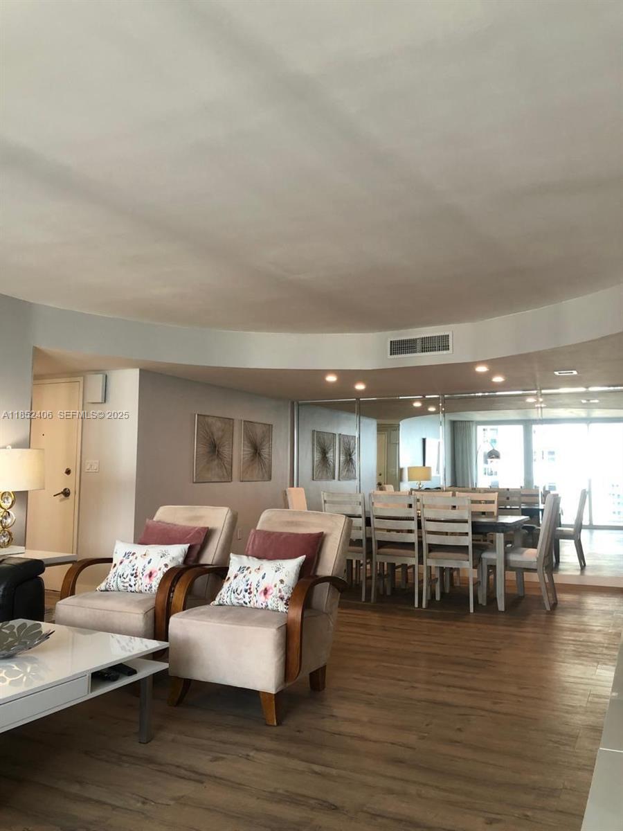 2751 S Ocean Drive 1406-s Property Photo 21