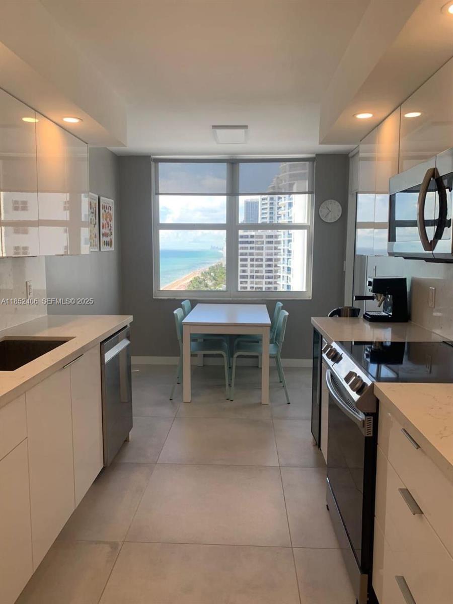 2751 S Ocean Drive 1406-s Property Photo 28