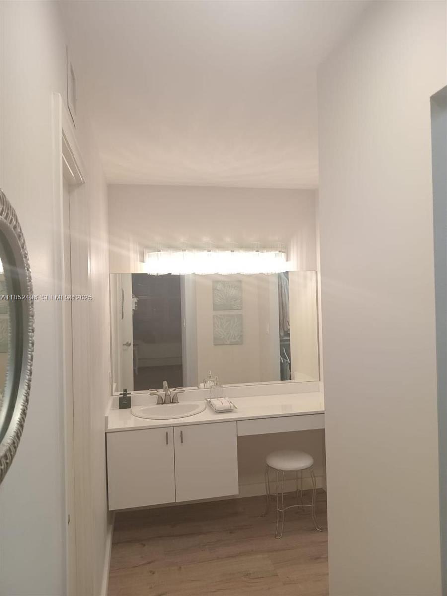 2751 S Ocean Drive 1406-s Property Photo 42