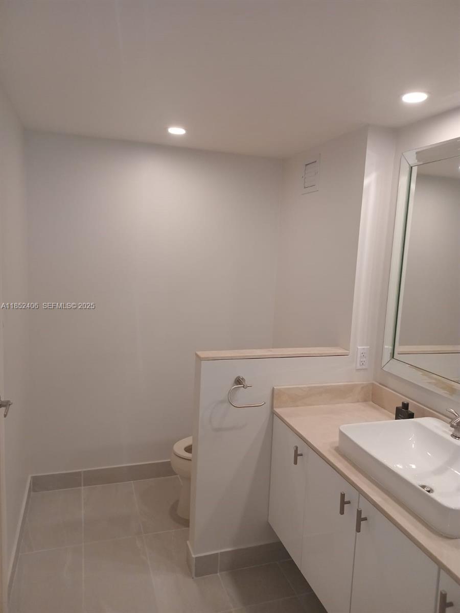 2751 S Ocean Drive 1406-s Property Photo 46