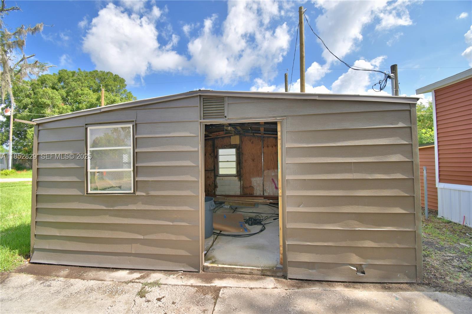 5980 Oakdale Road Property Photo 37