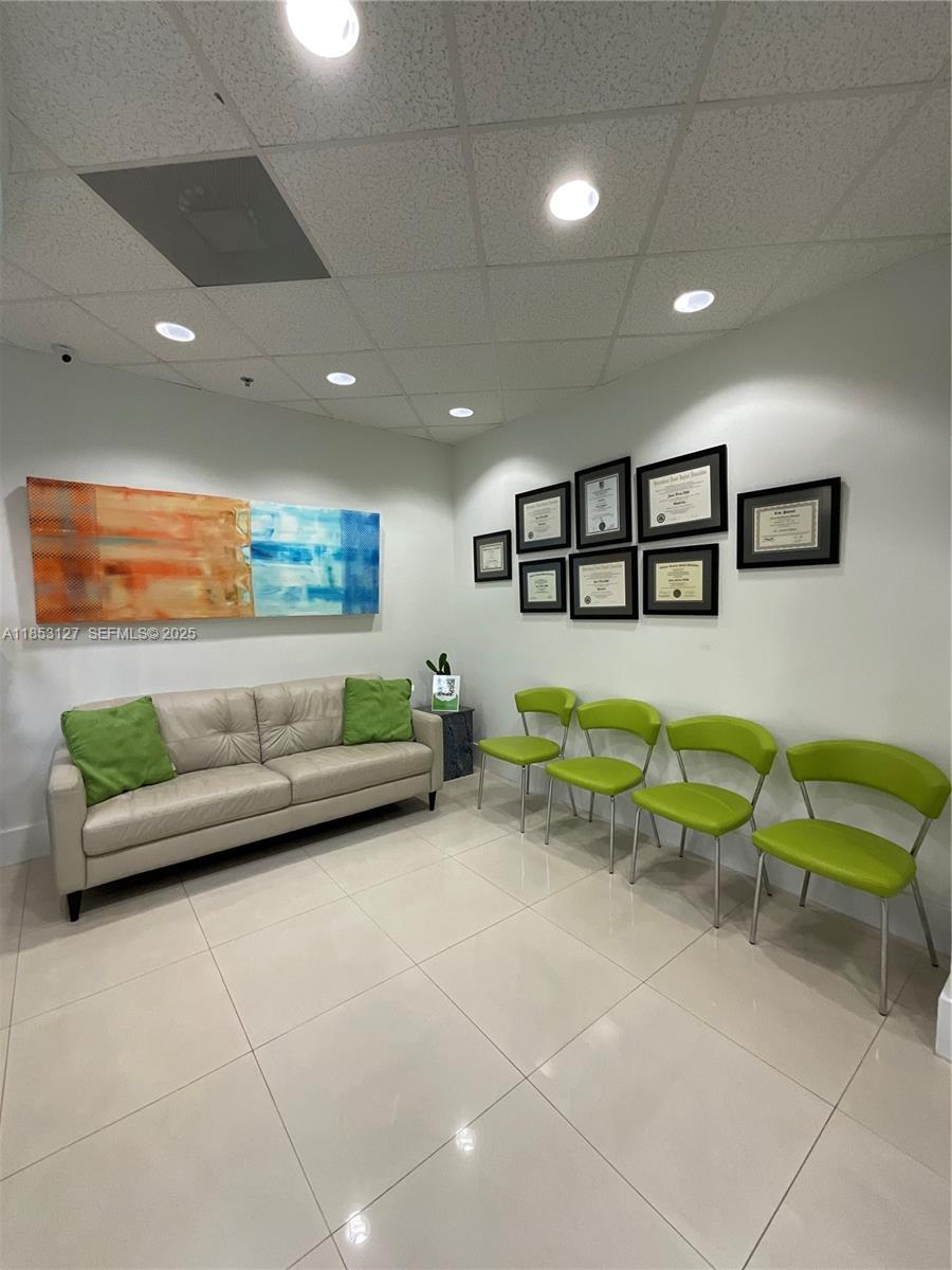 A11853127 Property Photo 4