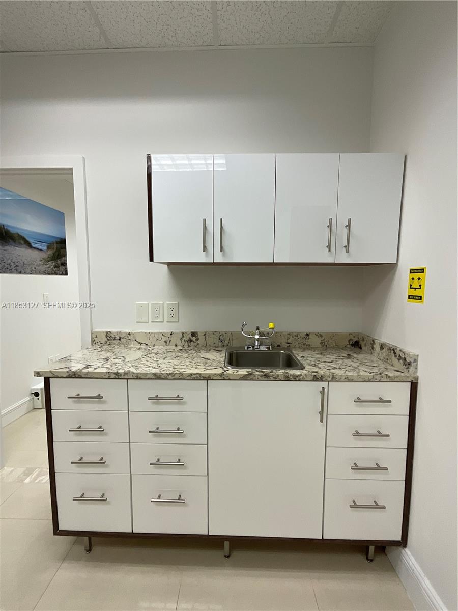 A11853127 Property Photo 8