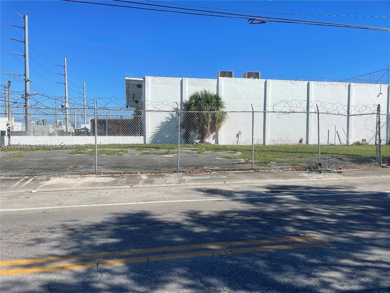 1395 Nw 22nd Street Property Photo 13