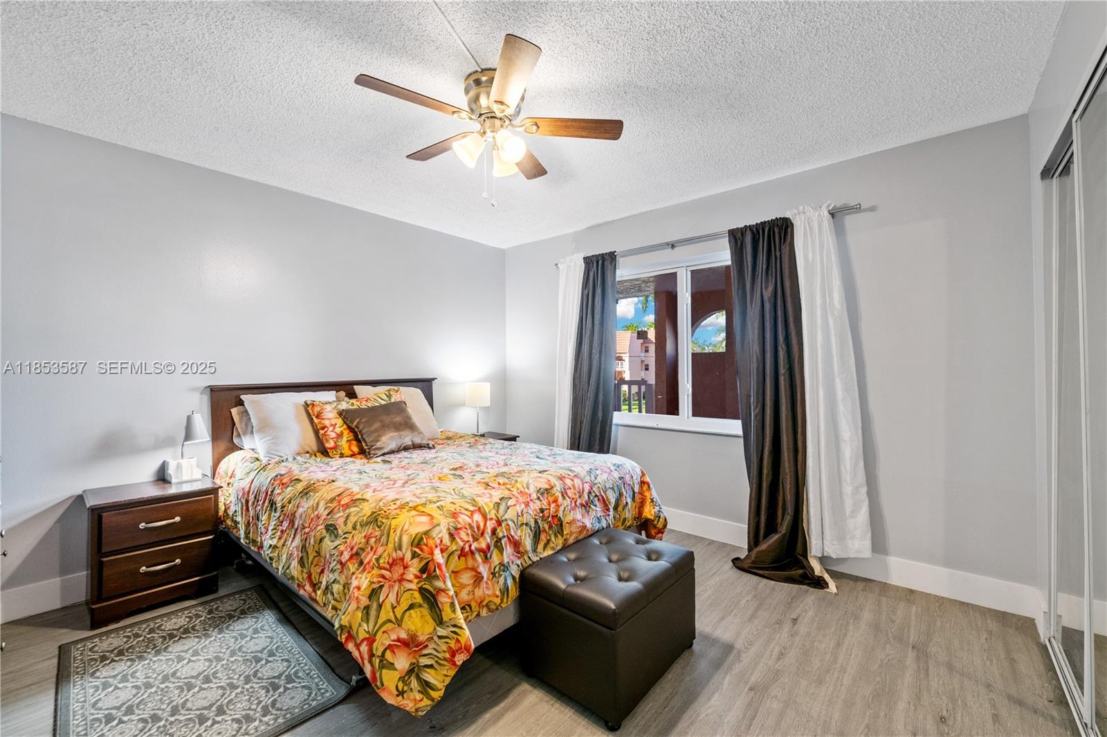 9461 Sunrise Lakes Boulevard 207 Property Photo 5