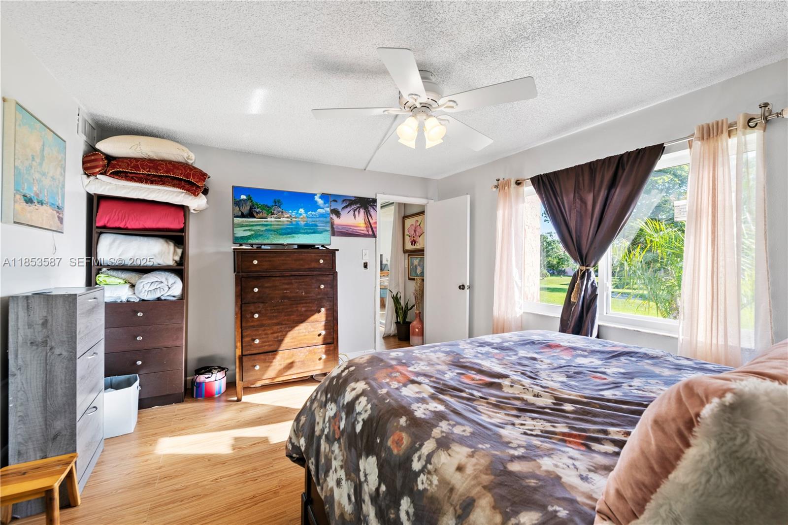 9461 Sunrise Lakes Boulevard 207 Property Photo 6
