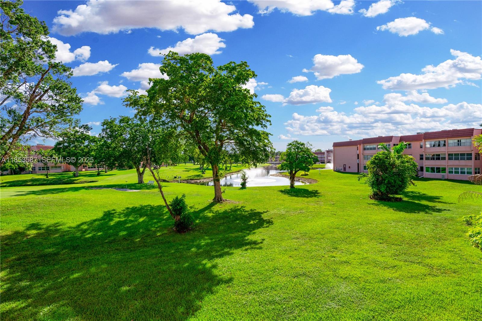 9461 Sunrise Lakes Boulevard 207 Property Photo 23