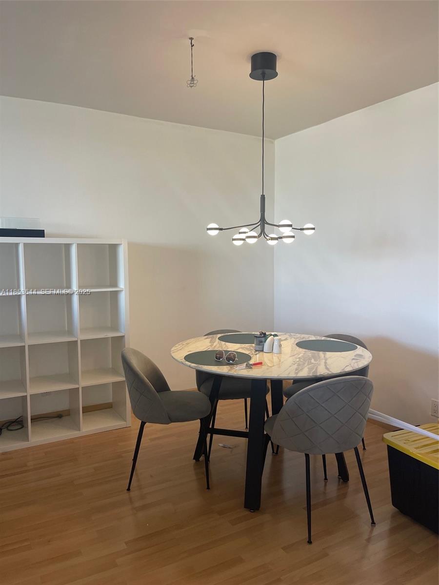 A11853644 Property Photo 10