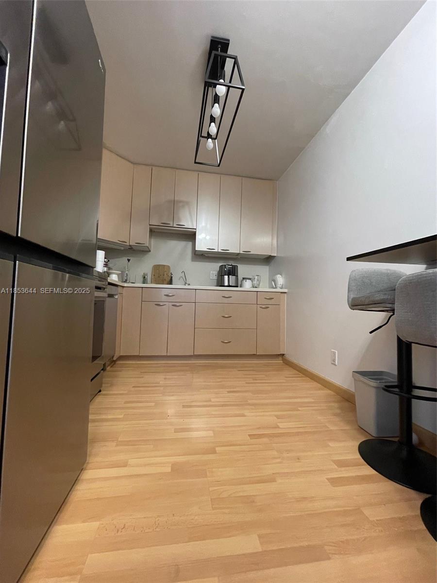 A11853644 Property Photo 15