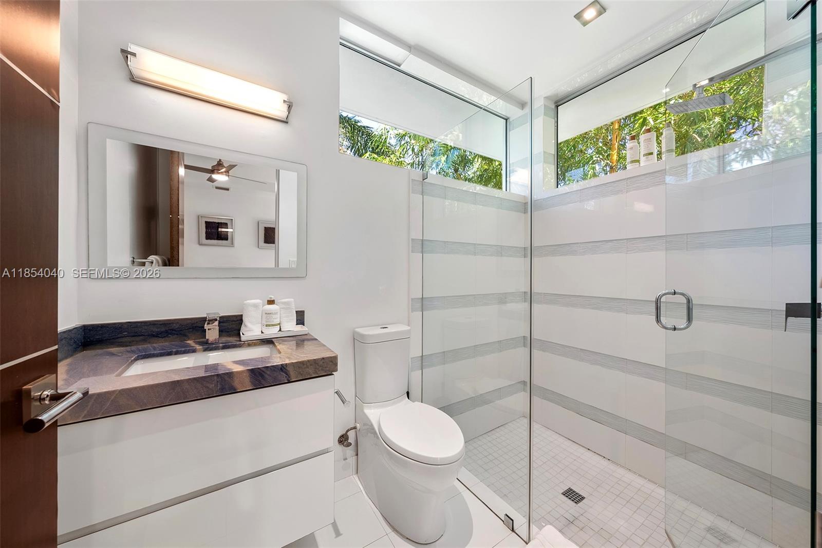 300 Royal Plaza Drive Property Photo 40