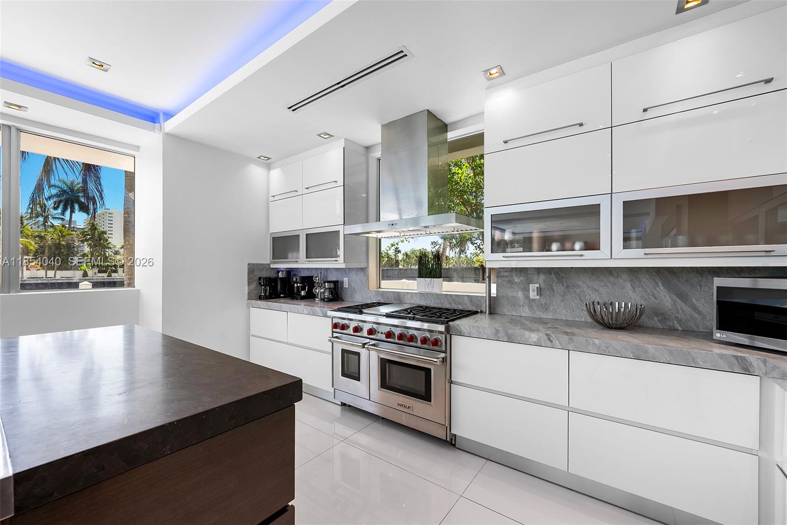 300 Royal Plaza Drive Property Photo 60