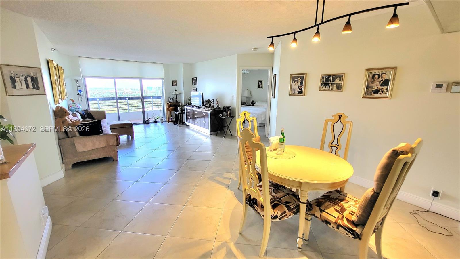 3530 Mystic Pointe Drive 2508 Property Photo 15