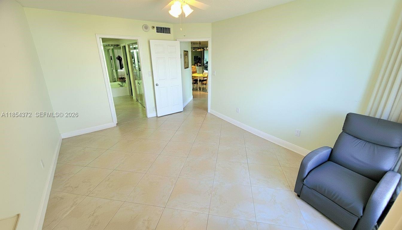 3530 Mystic Pointe Drive 2508 Property Photo 19