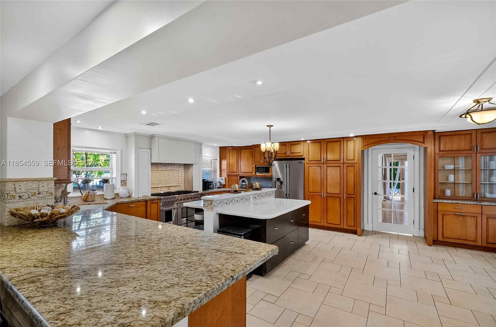 1051 Ne 89th Street Property Photo 17