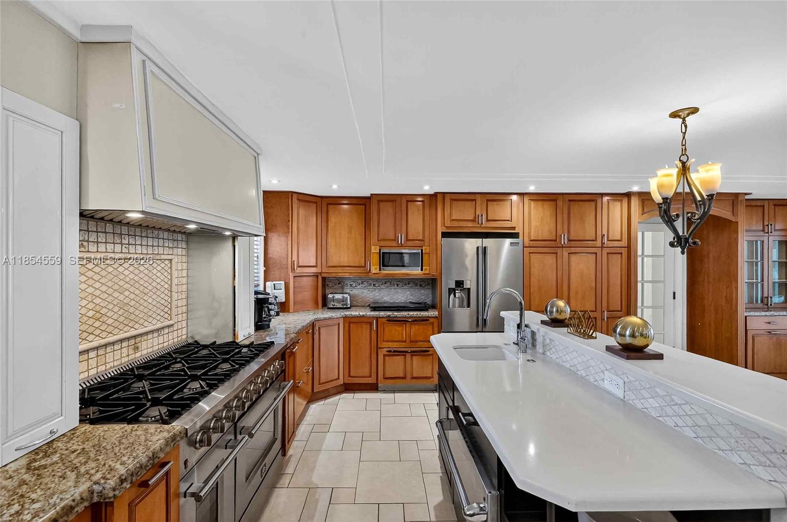 1051 Ne 89th Street Property Photo 18