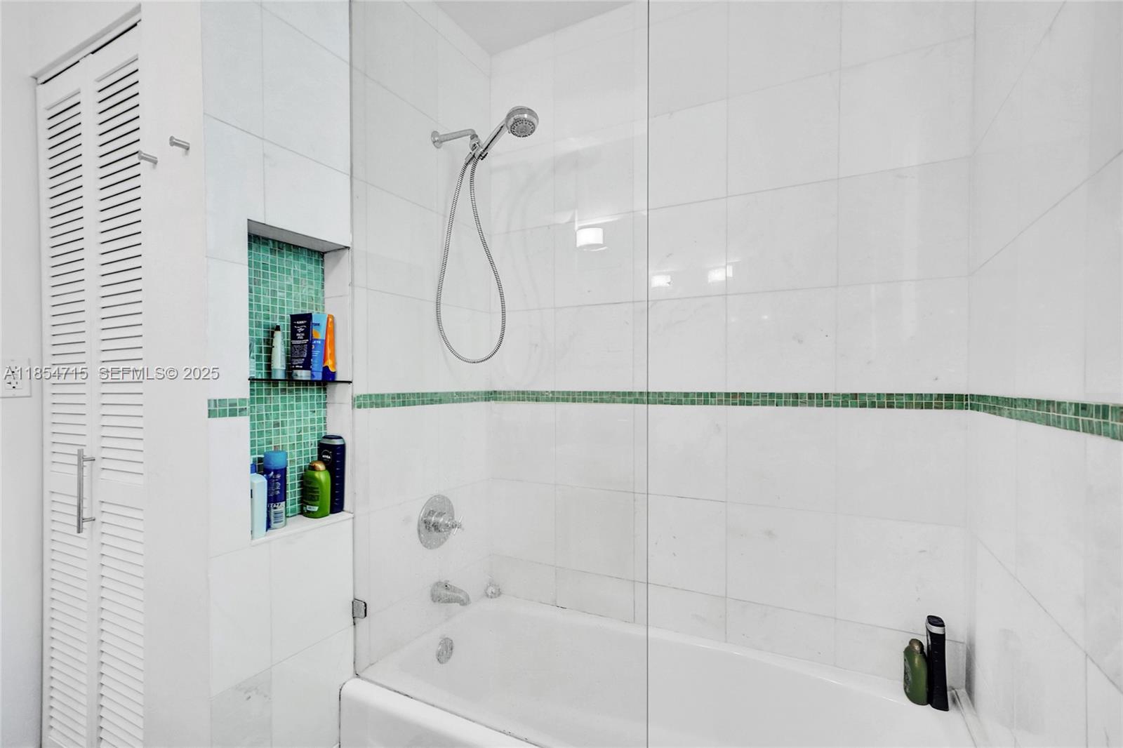 815 Euclid Avenue 8 Property Photo 11