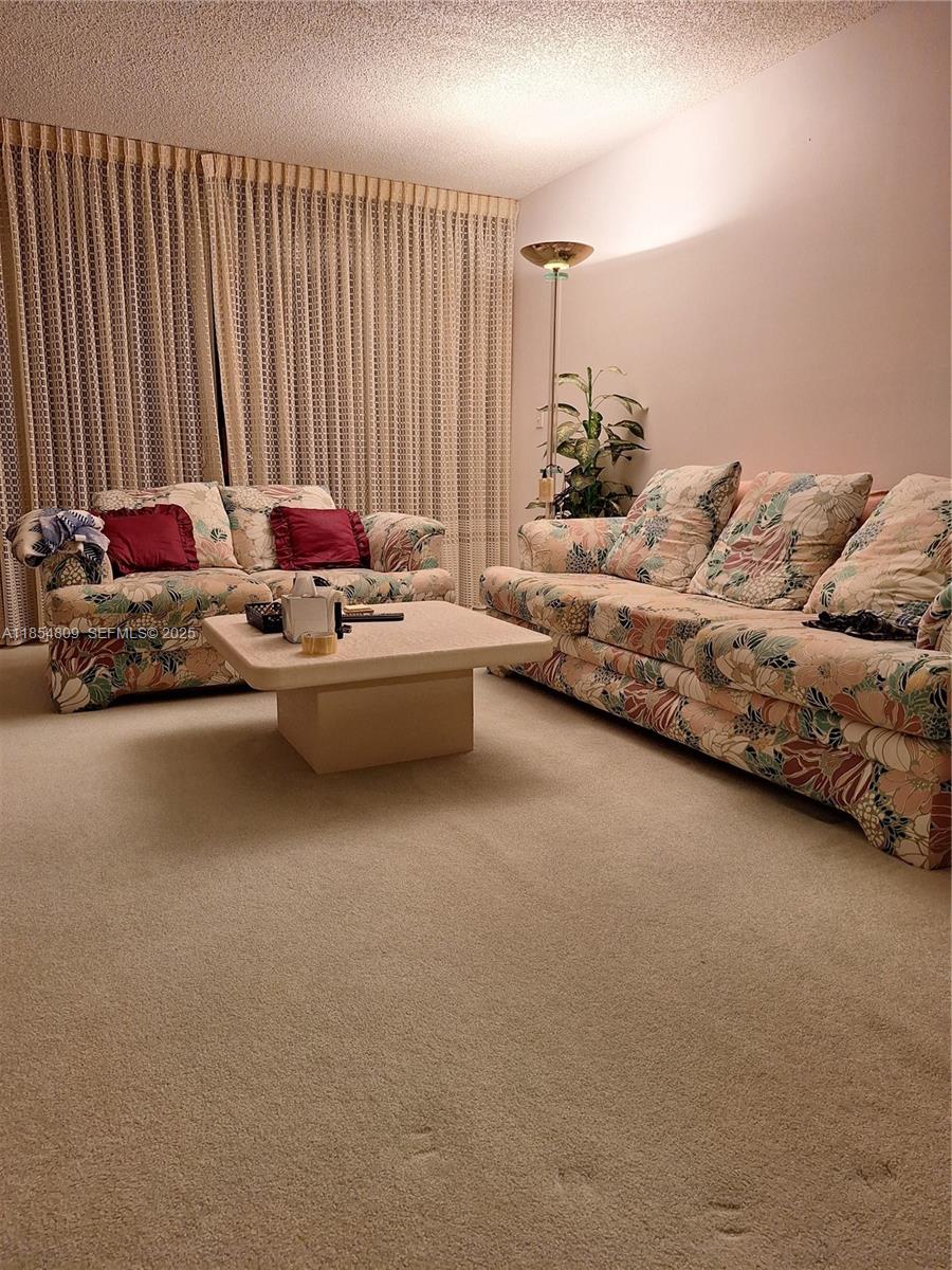 3940 Inverrary Boulevard 402-a Property Photo 12