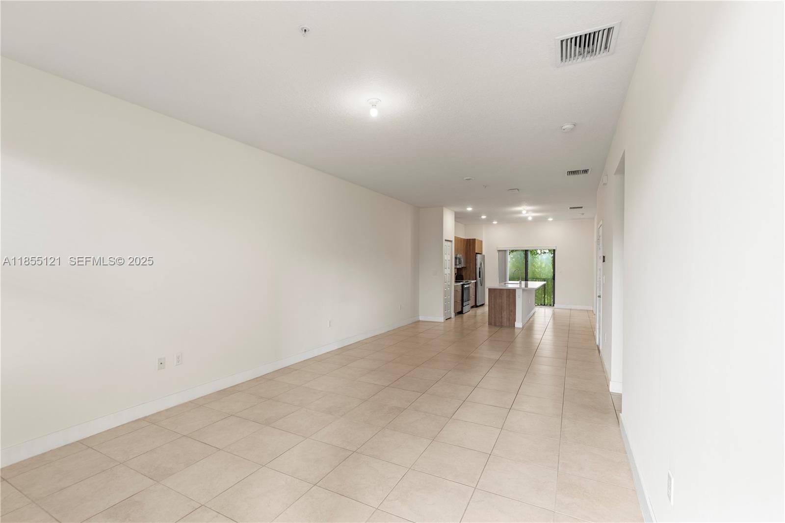 7831 Nw 104th Avenue 22 Property Photo 6