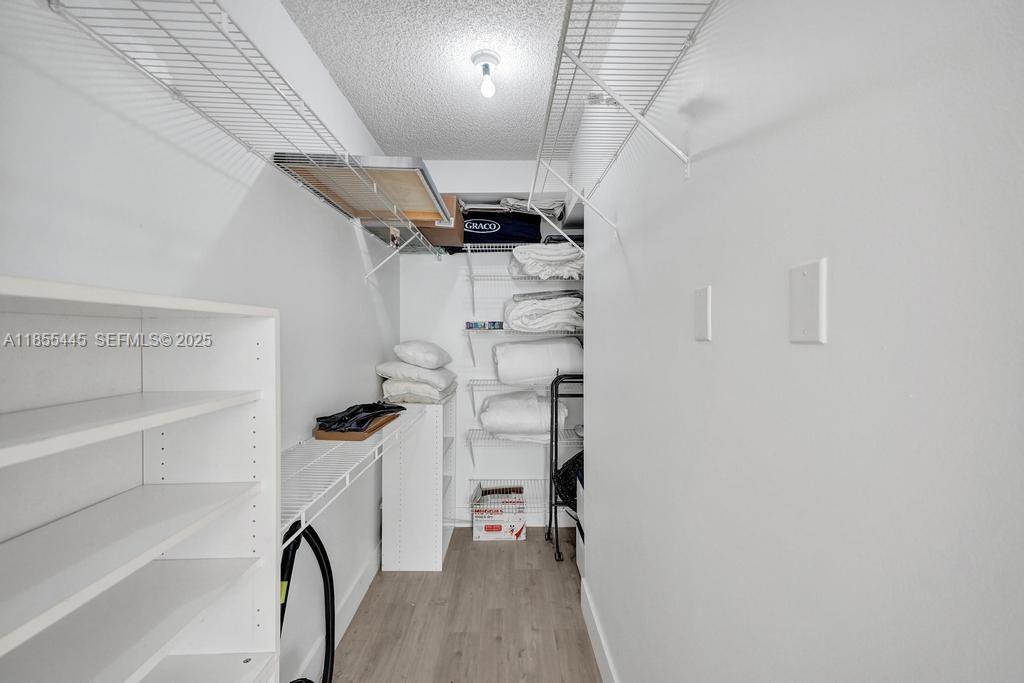 17100 N Bay Road 1511 Property Photo 51