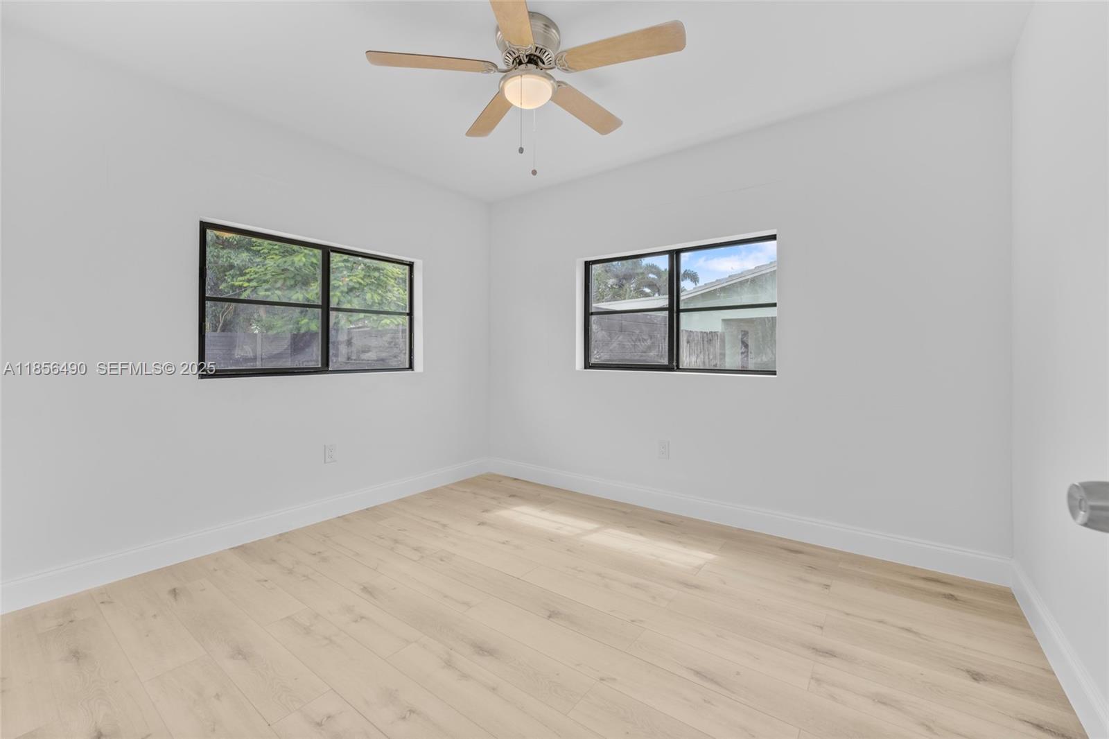 949 Se 5th Street Property Photo 17