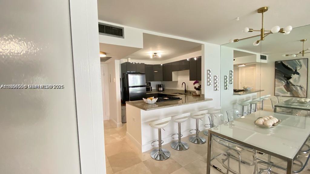 2030 S Ocean Drive 516 Property Photo 17