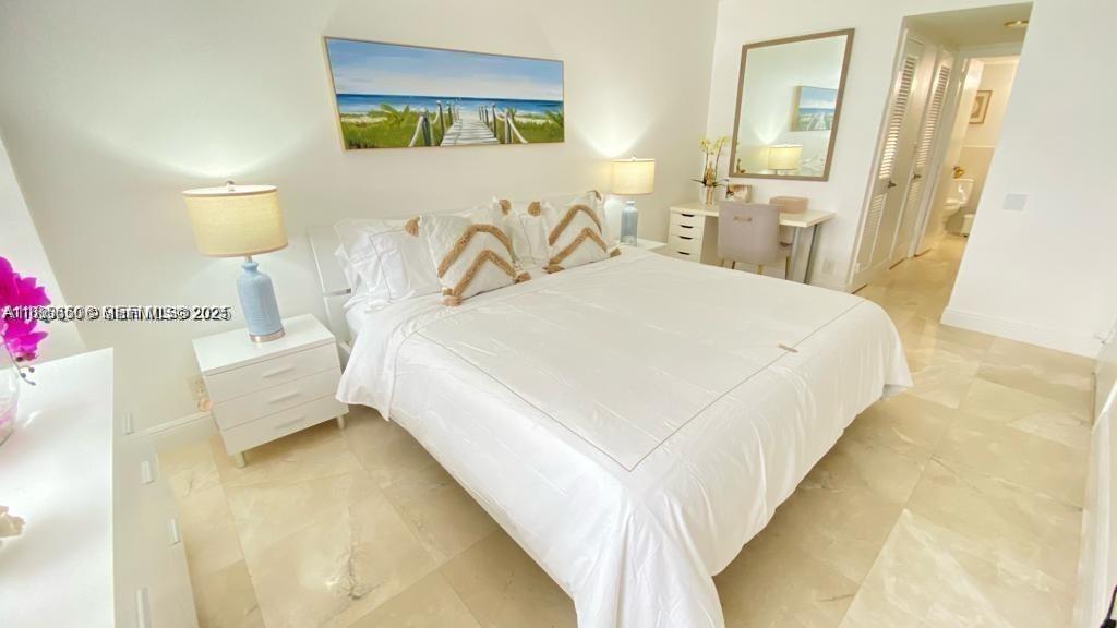 2030 S Ocean Drive 516 Property Photo 30