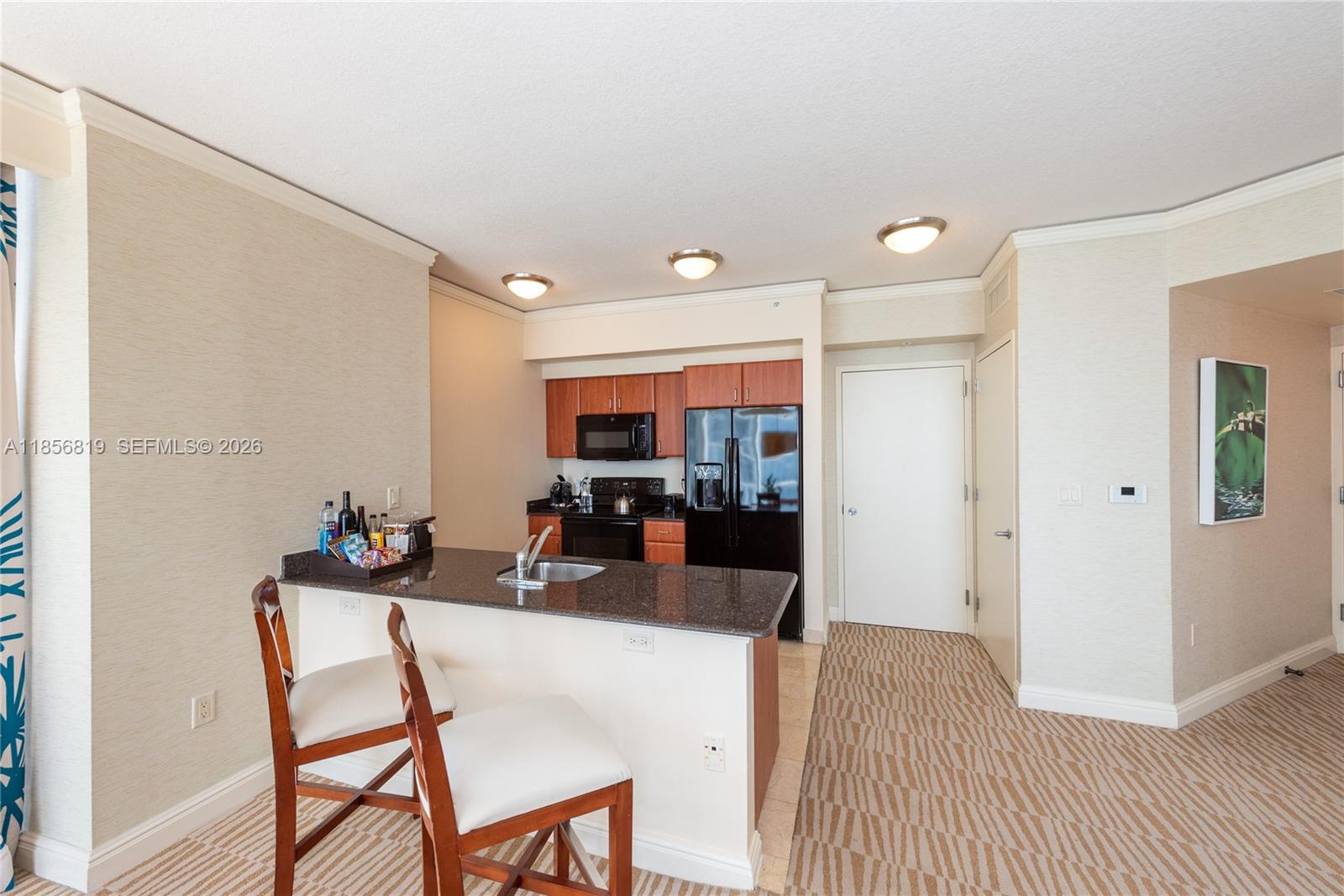 18001 Collins Avenue 1214- 1215 Property Photo 7