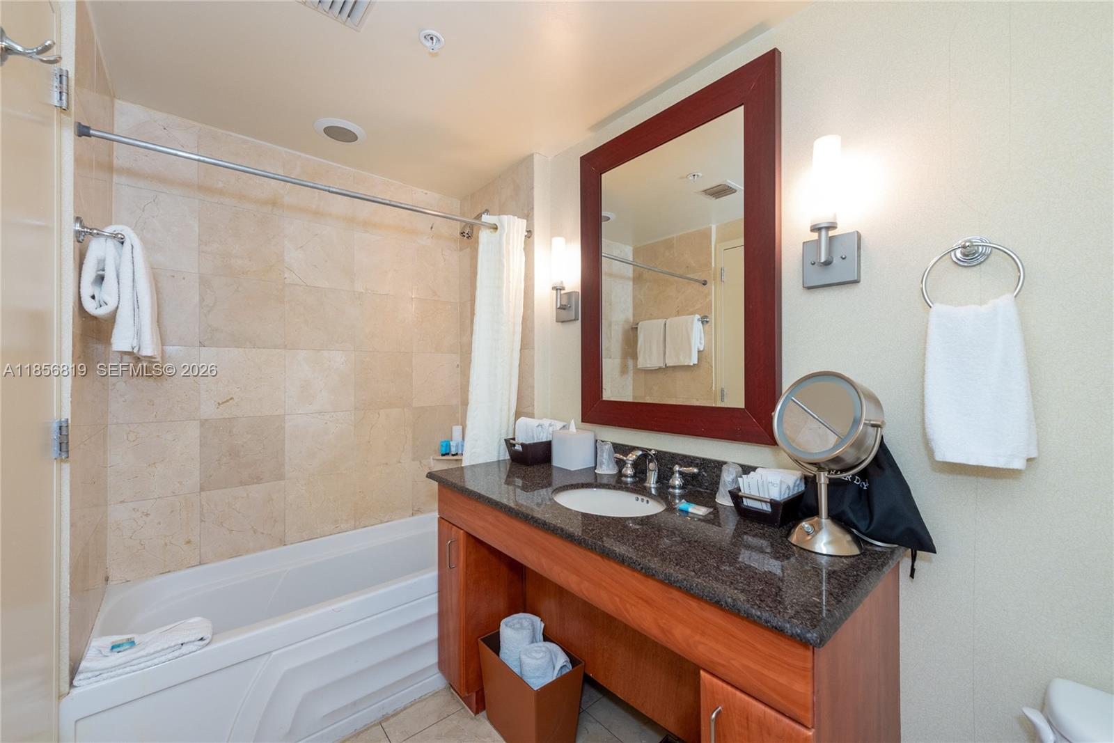 18001 Collins Avenue 1214- 1215 Property Photo 22