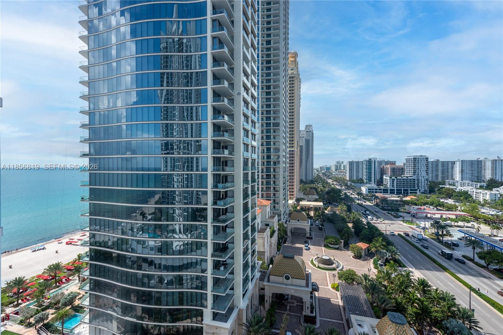 18001 Collins Avenue 1214- 1215 Property Photo 32