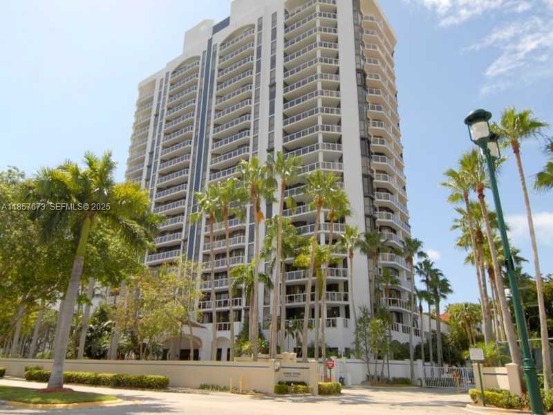 3600 Yacht Club Drive 1503 Property Photo 3