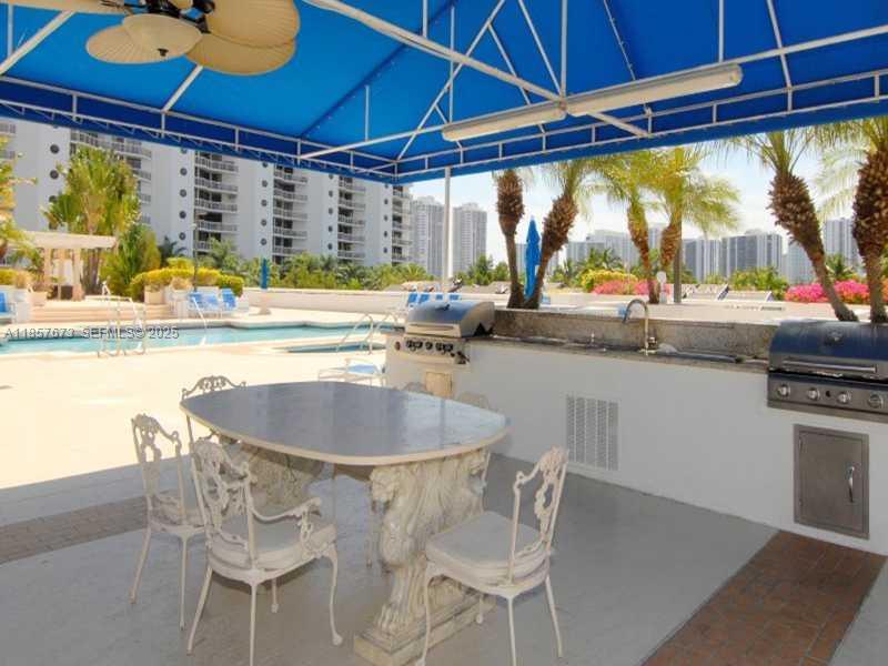 3600 Yacht Club Drive 1503 Property Photo 13