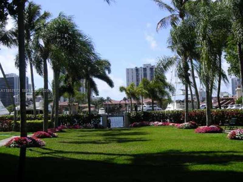 3600 Yacht Club Drive 1503 Property Photo 14