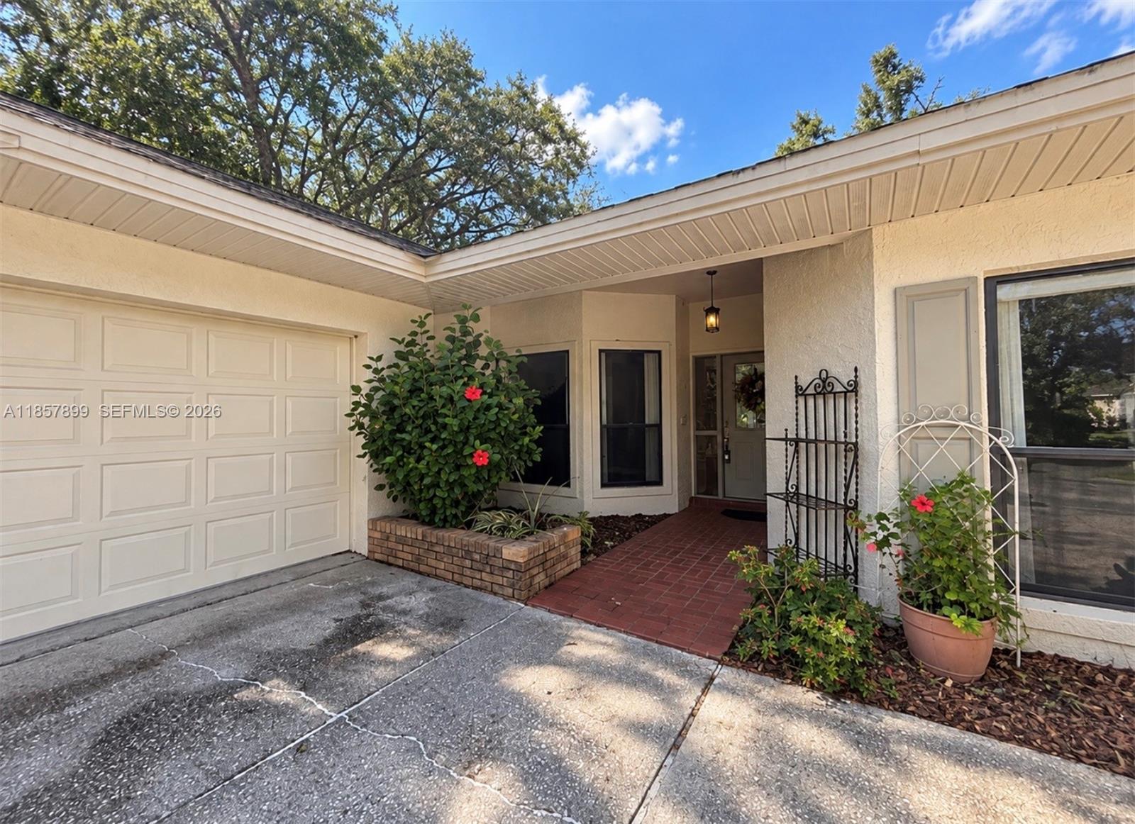 3356 N Bent Tree Point Property Photo 2