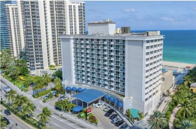 19201 Collins Avenue 611 Property Photo 1