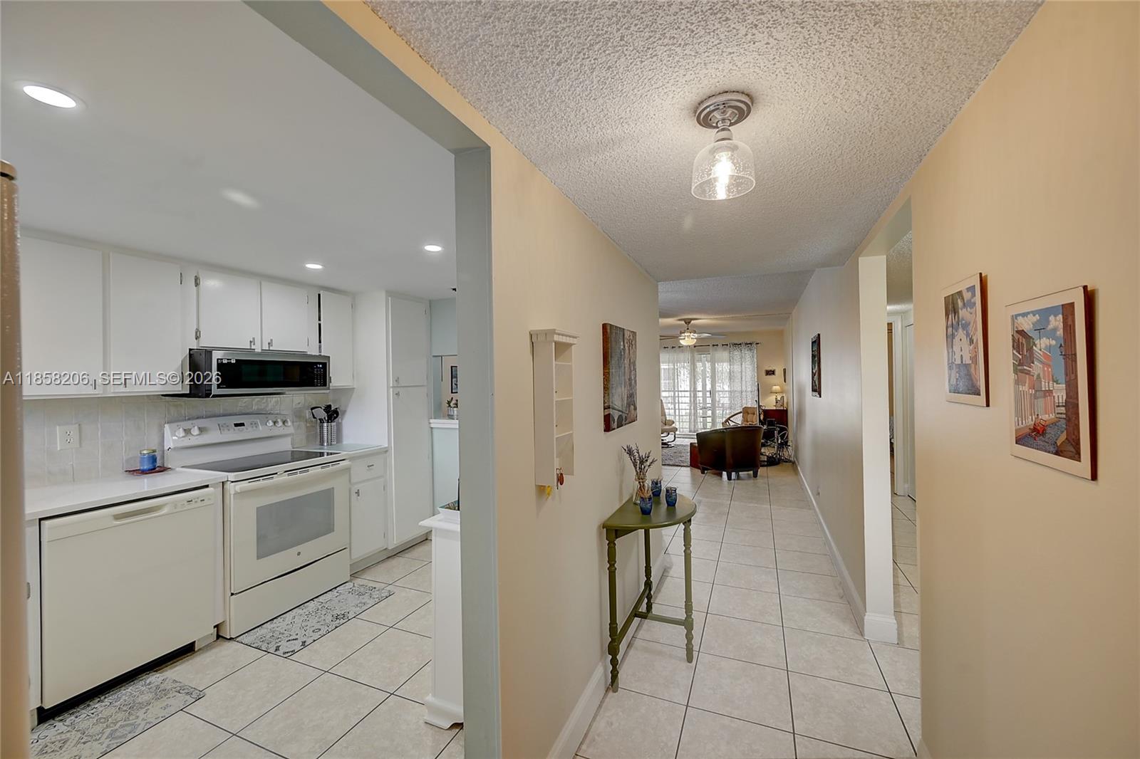 3186 Via Poinciana 203 Property Photo 1