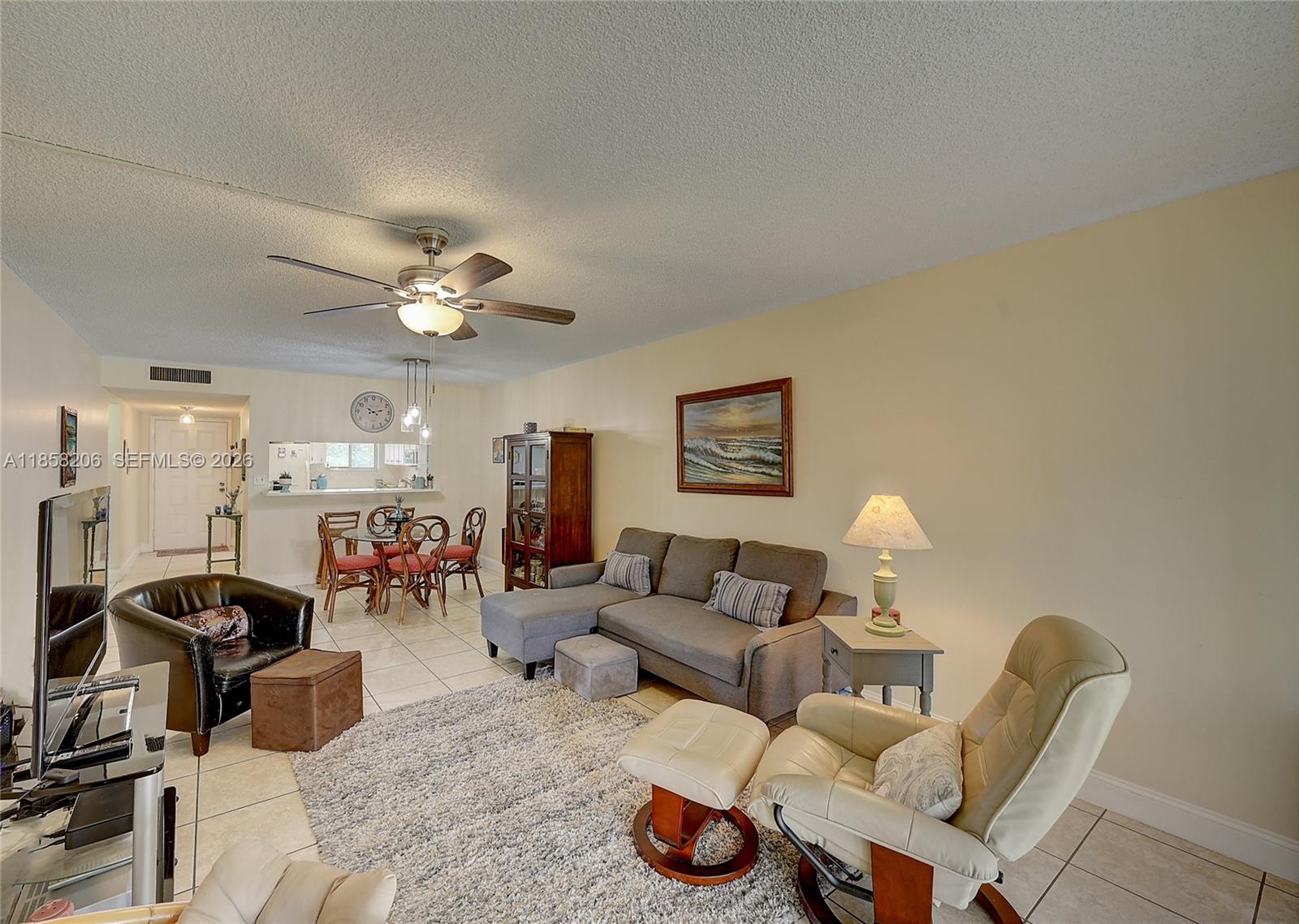 3186 Via Poinciana 203 Property Photo 11