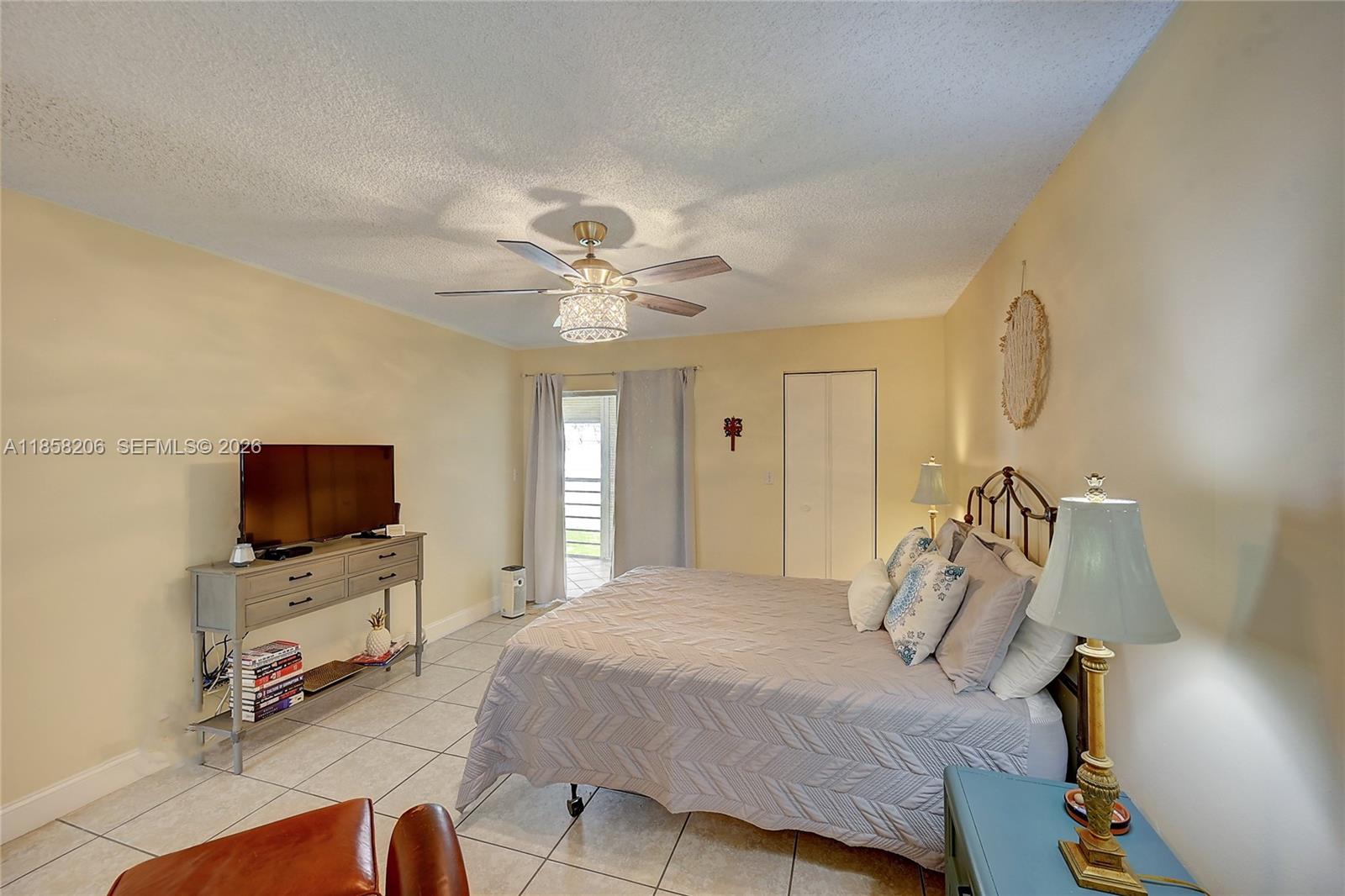 3186 Via Poinciana 203 Property Photo 22