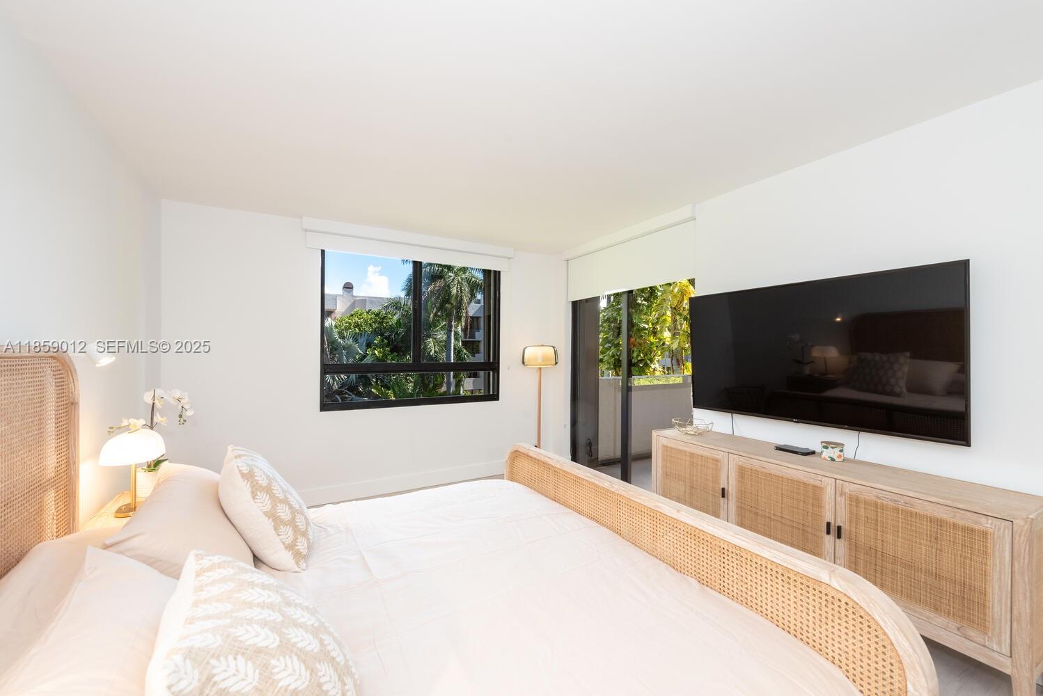 181 Crandon Boulevard 306 Property Photo 11