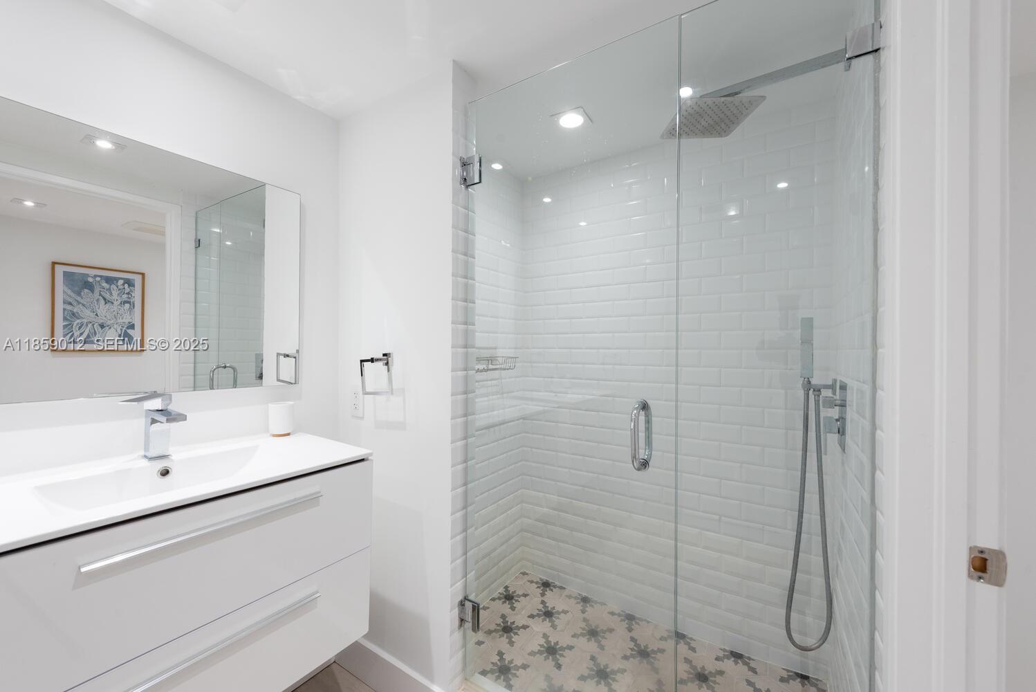 181 Crandon Boulevard 306 Property Photo 17