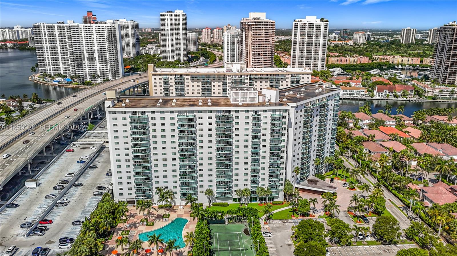 19380 Collins Avenue 308